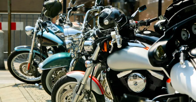 découvrez la moto la plus chère au monde, alliant luxe, performance exceptionnelle et design exclusif pour les passionnés de sensations uniques.