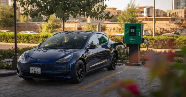 découvrez l'essor des voitures électriques chinoises en europe : innovations, modèles disponibles et impact sur le marché européen de la mobilité durable.