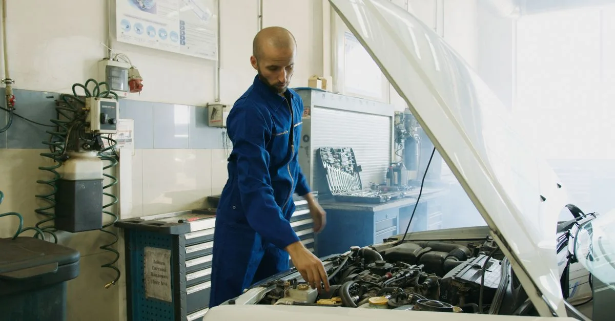 découvrez la carrière d'eric bhat dans l'automobile, son parcours professionnel, ses réalisations et son expertise dans le secteur automobile.