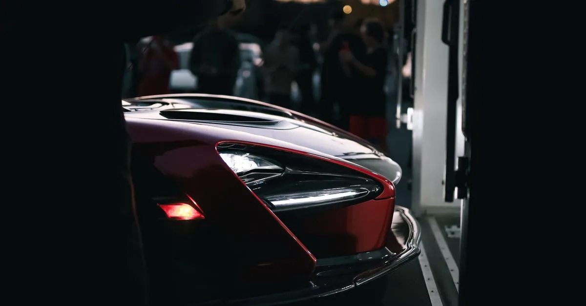 découvrez la voiture la plus rapide au monde, alliant puissance, design et technologie de pointe pour des performances inégalées.