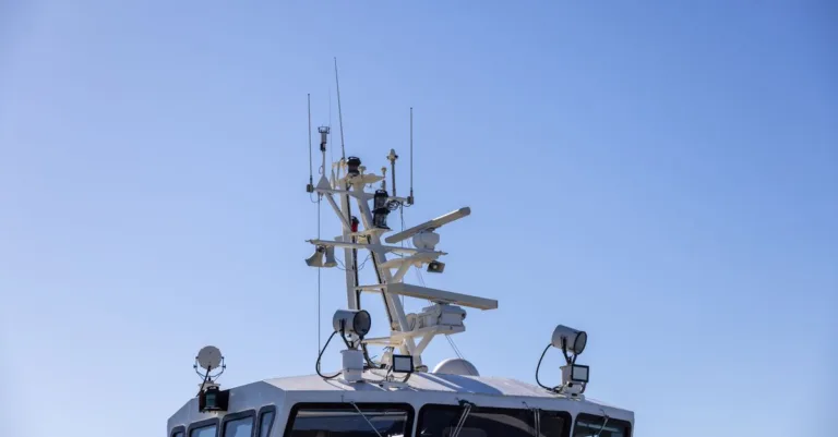 découvrez la portée des radars pour optimiser la détection et la sécurité dans divers domaines. informations détaillées sur les différentes gammes de détection radar.