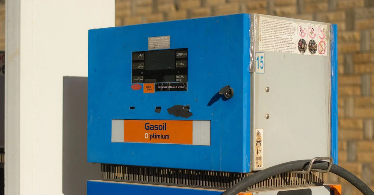 découvrez tout sur l'adblue : utilité, fonctionnement et avantages pour réduire les émissions polluantes des véhicules diesel.