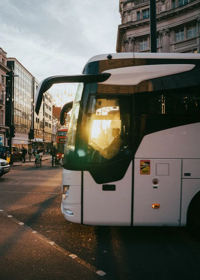 autocar pour groupe de personnes