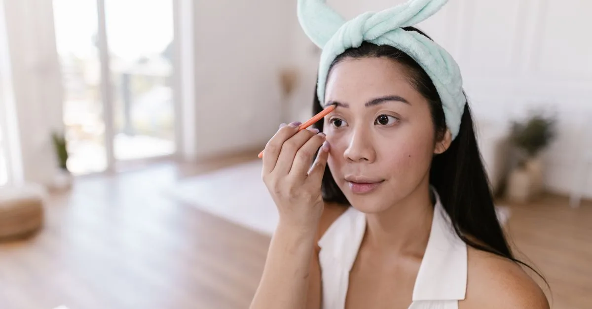 découvrez nos conseils beauté essentiels pour sublimer votre peau, cheveux et maquillage au quotidien.