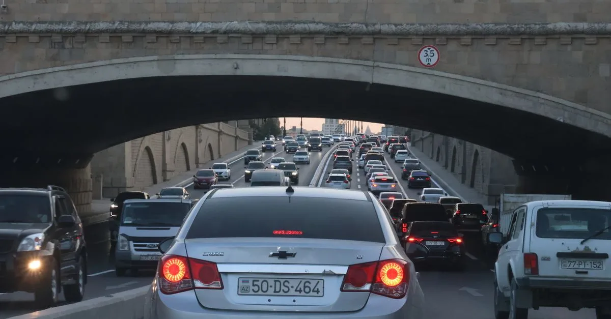 préparez-vous efficacement aux questions du permis de conduire 2026 avec notre guide complet et à jour, conçu pour réussir l'examen en toute confiance.