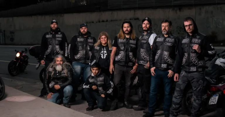 découvrez l'univers fascinant des bandidos, un groupe emblématique aux multiples facettes, entre histoire, culture et légendes urbaines.